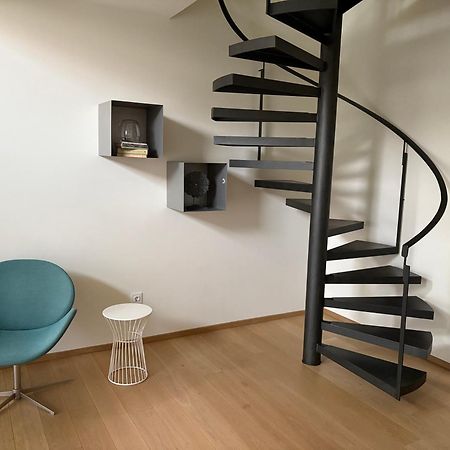 Voula Lofts Apartment Athens Ngoại thất bức ảnh