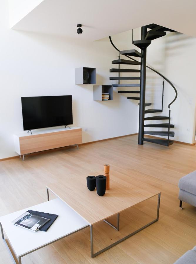 Voula Lofts Apartment Athens Ngoại thất bức ảnh